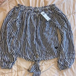 NEW Off-the-shoulder Hollister Striped Top